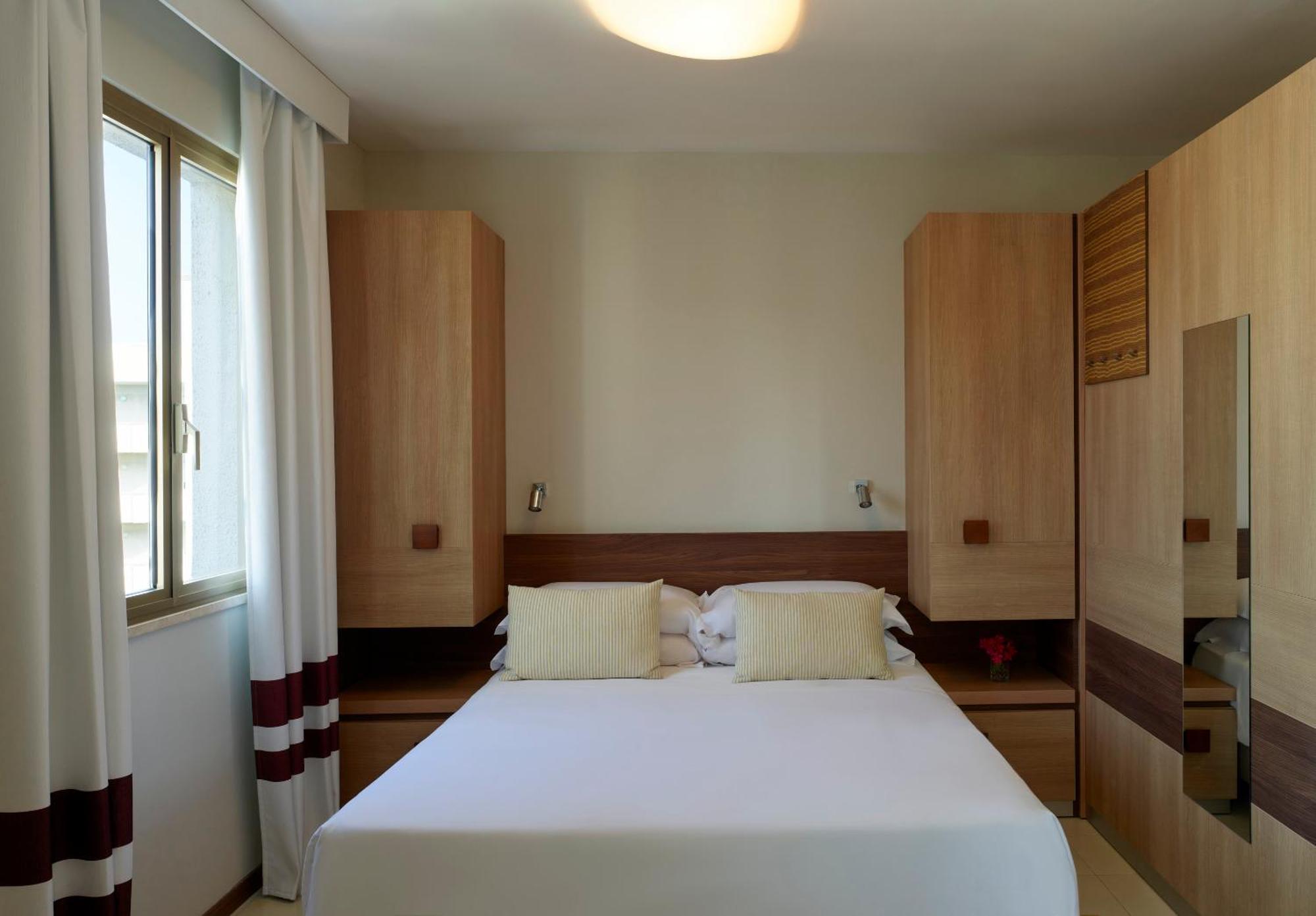 Serena Majestic Residence Montesilvano Room photo