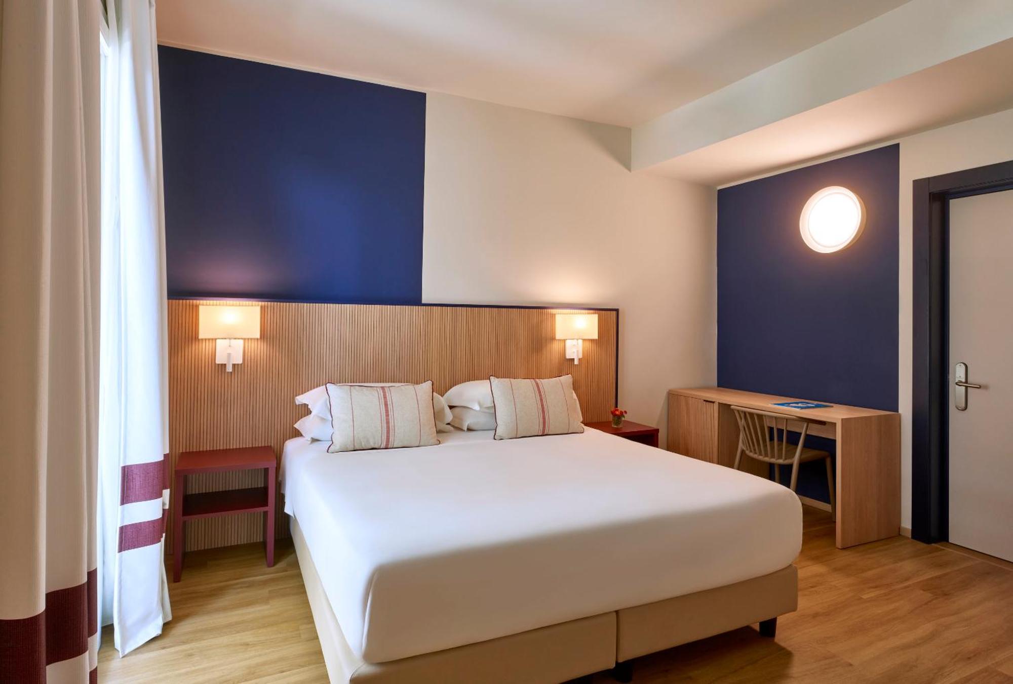 Serena Majestic Residence Montesilvano Exterior photo